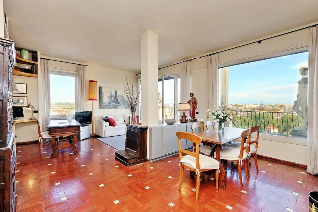 Sant'Onofrio Terrace Apartment โรม ภายนอก รูปภาพ